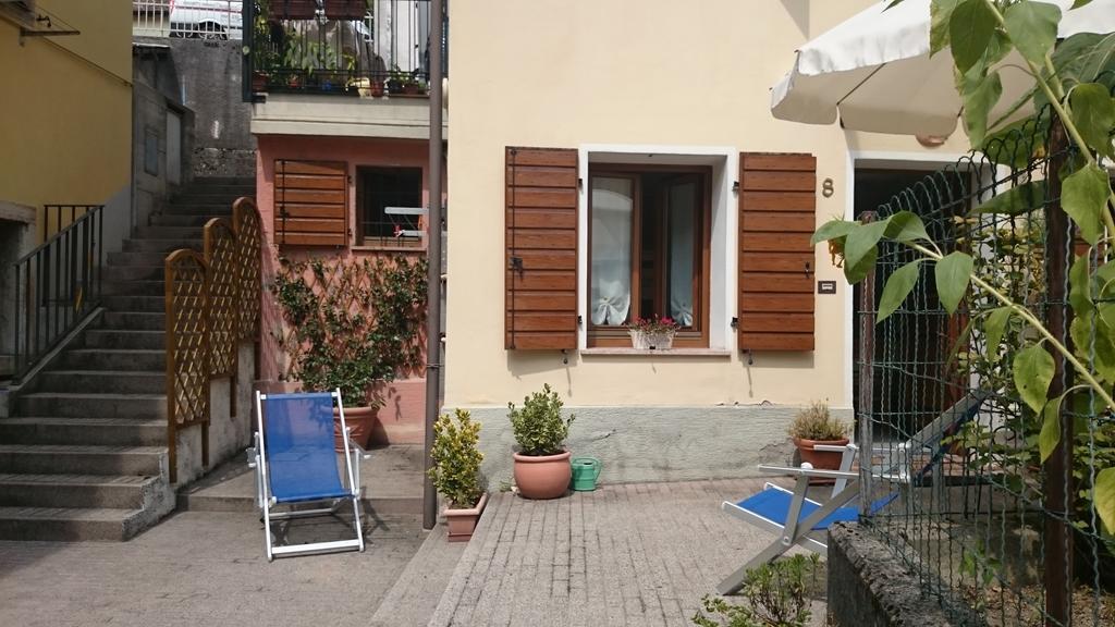 Casetta Next To The Creek Dino Buzzati Belluno Quarto foto