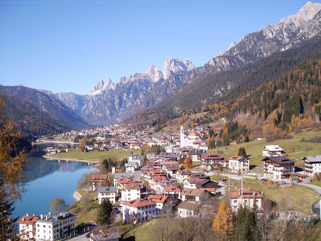 Casetta Next To The Creek Dino Buzzati Belluno Quarto foto