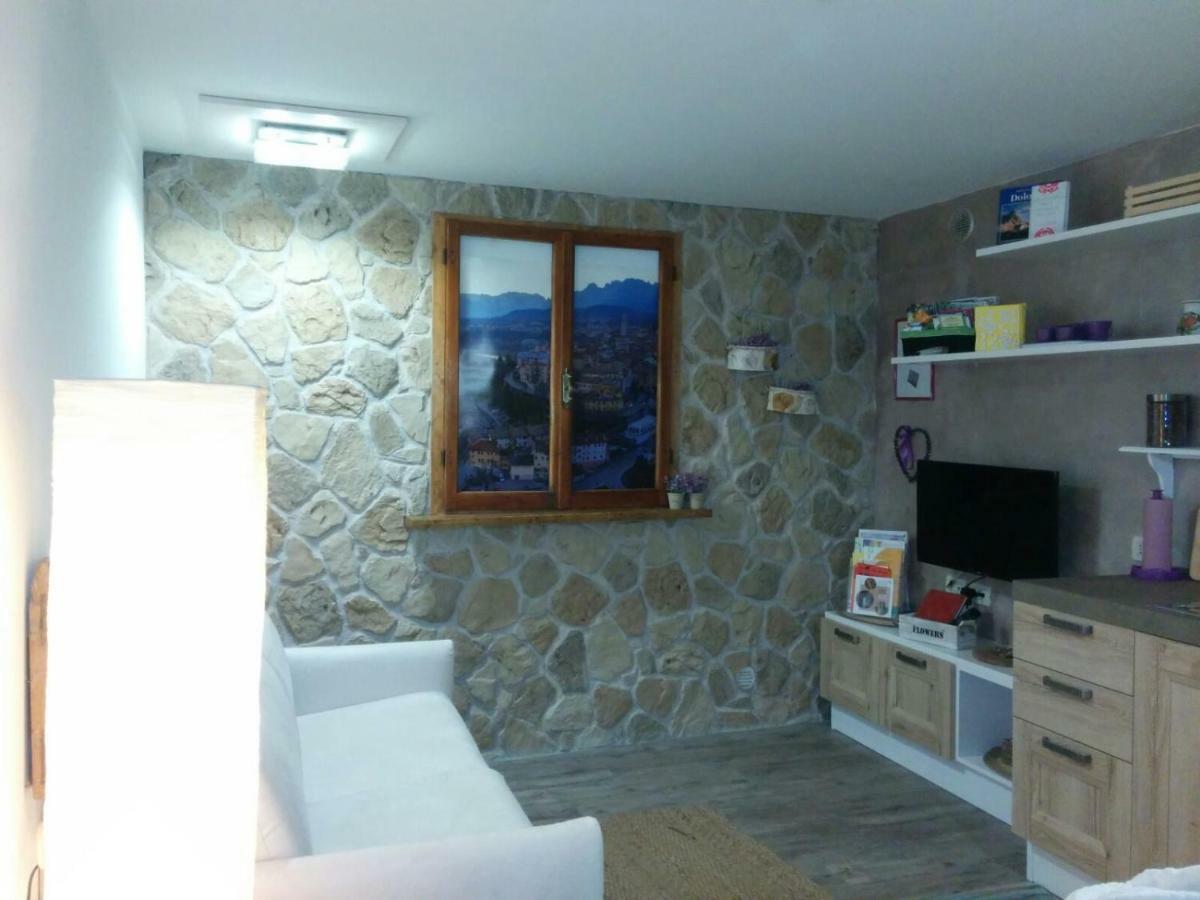 Casetta Next To The Creek Dino Buzzati Belluno Exterior foto